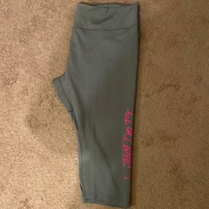 Nike Dri-Fit capri pants